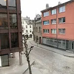 Kirkegata 4 Проживание в семье