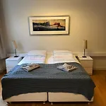 Kirkegata 4 * Олесунн